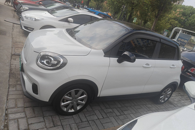 零跑汽车 零跑T03 2022款 炫晶版车身外观6003