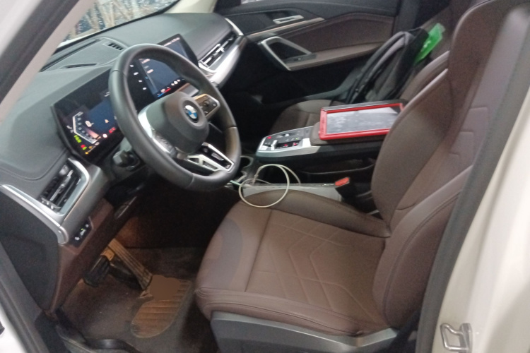 宝马X1 2024款 sDrive25Li M运动套装中控内饰19