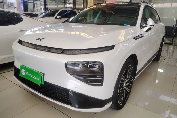 小鹏G9 2022款 650 性能版Max车身外观1