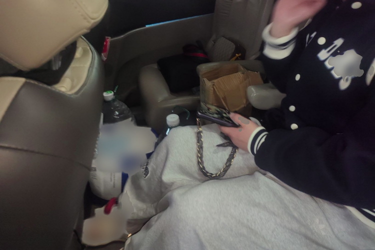 别克GL8 2013款 3.0L GT豪华商务豪雅版中控内饰7004