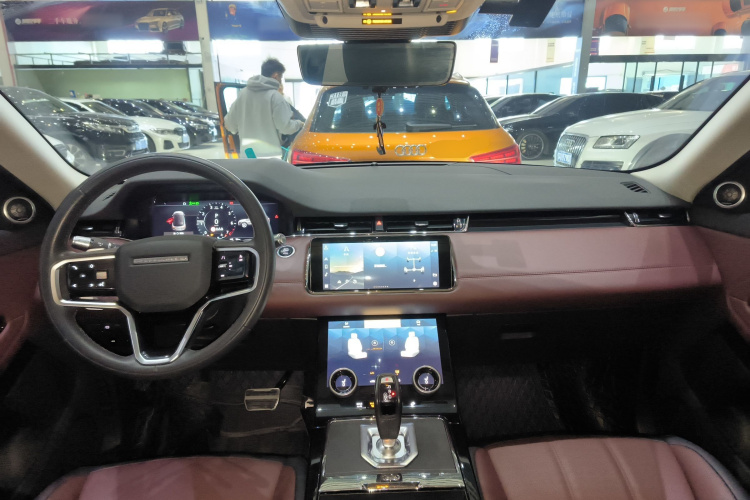 路虎 揽胜极光 2021款 极光L 249PS R-Dynamic First edition 首发版中控内饰12