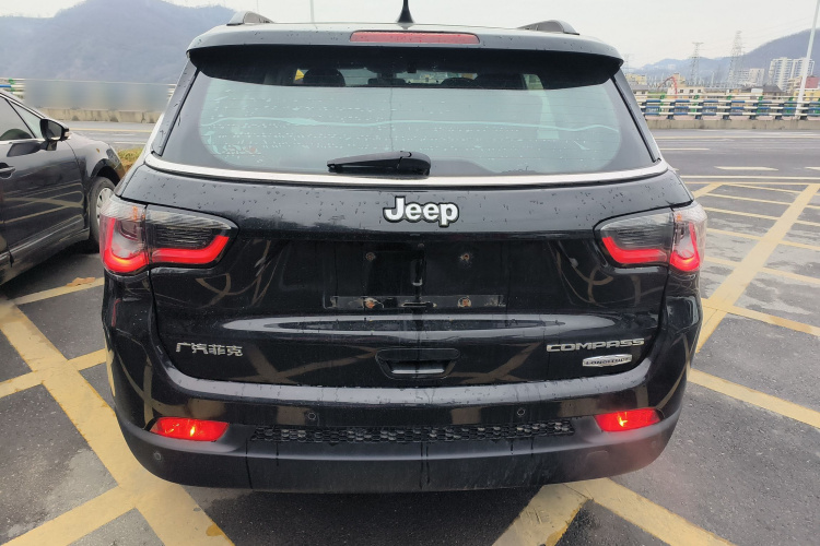 Jeep 指南者 2017款 200T 自动家享版车身外观6
