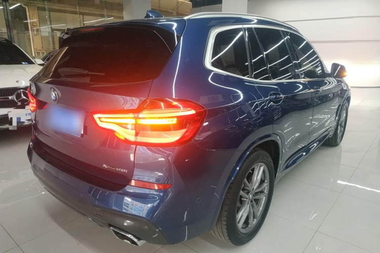 宝马X3 2021款 改款 xDrive28i M运动套装车身外观7