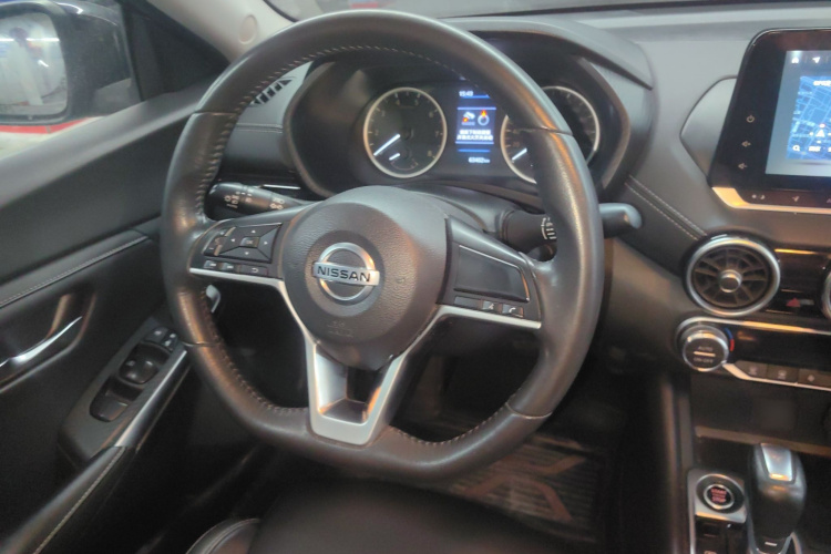 日产 轩逸 2021款 1.6L XL CVT悦享版中控内饰13