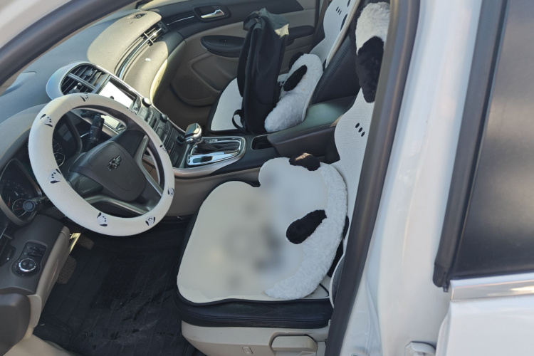 雪佛兰 迈锐宝 2013款 2.0L 自动舒适版中控内饰19