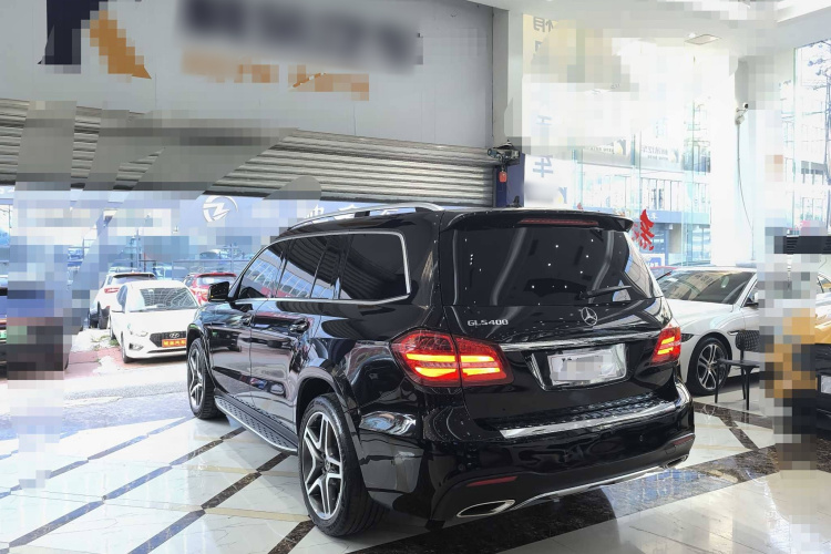 奔驰GLS 2018款 GLS 400 4MATIC豪华型车身外观6004