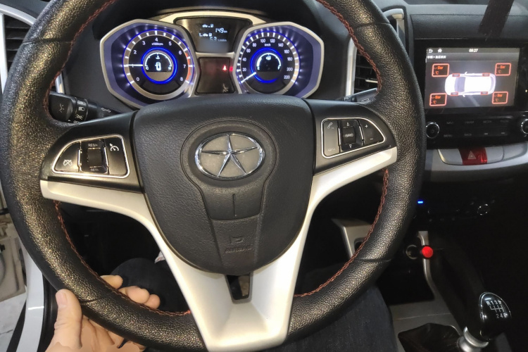 江汽集团 瑞风S3 2016款 1.5L 手动豪华智能型局部细节13