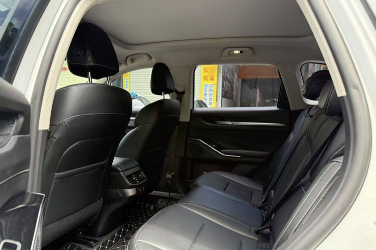 哈弗H6 2022款 第三代 1.5T 自动两驱Max中控内饰7003