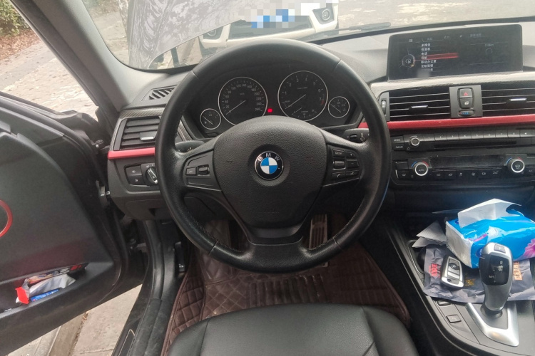 宝马3系 2015款 320Li 超悦版时尚型局部细节13