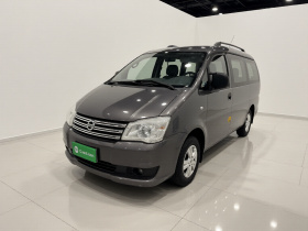 东风风行 菱智 2015款 M5 Q7 2.0L 9座长轴舒适型