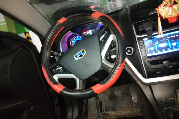 吉利汽车 帝豪 2016款 三厢 1.5L 手动向上版中控内饰13