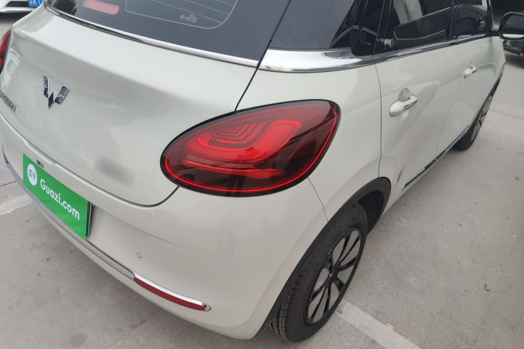 五菱汽车 五菱缤果 2023款 203km 舒享款车身外观6006