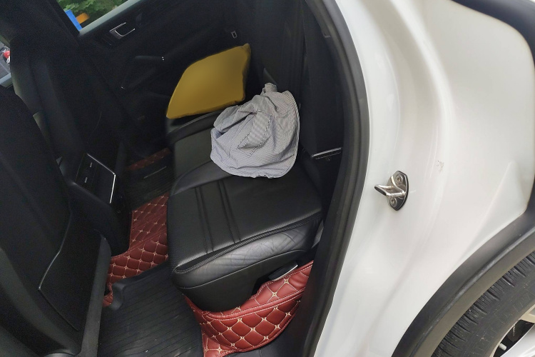 保时捷 2018款 Cayenne 3.0T中控内饰7004