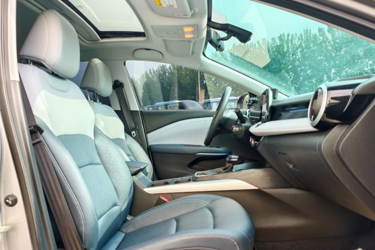 雪佛兰 科鲁泽 2023款 1.5L 双离合WOW惠享版中控内饰7006