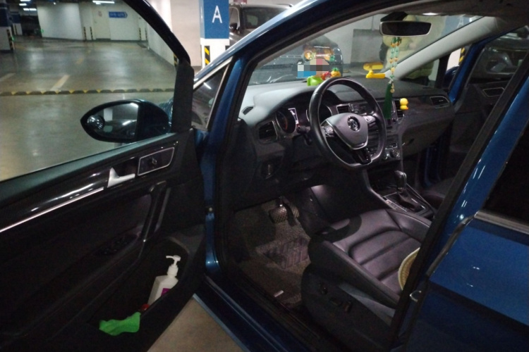 大众 高尔夫·嘉旅 2016款 280TSI 自动豪华型中控内饰20