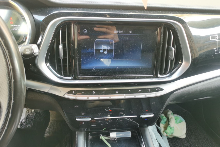 捷途X90 2019款 1.5T 自动智享型 6座 国V局部细节16