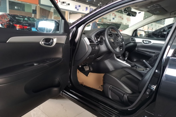 日产 轩逸 2021款 经典 1.6XE CVT舒适版中控内饰7003