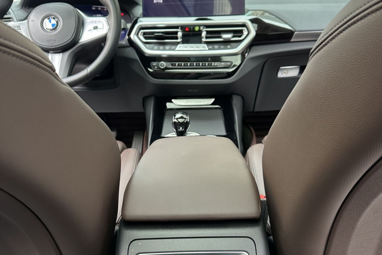 宝马X3 2022款 改款 xDrive25i M运动套装局部细节9004