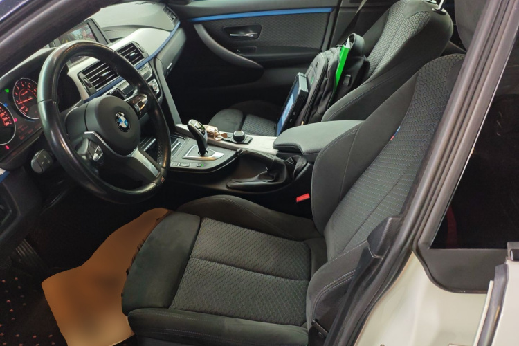 宝马4系 2017款 425i Gran Coupe 领先型M运动套装局部细节19