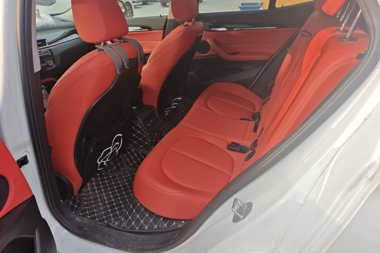 宝马X2 2020款 sDrive20i M越野套装中控内饰7001