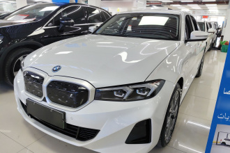 宝马i3 2024款 eDrive 35 L