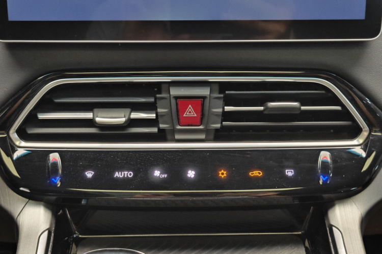 江汽集团 嘉悦X7 2020款 1.5TGDI 自动超越型中控内饰7009