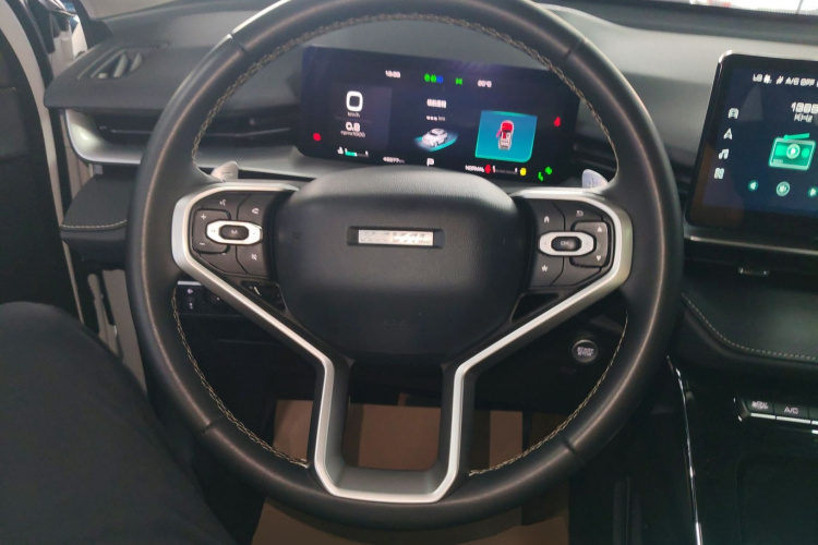 哈弗H6 2021款 第三代 1.5T 自动两驱Max中控内饰13