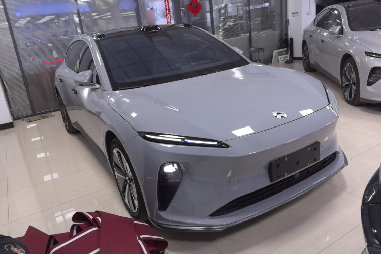 蔚来ET5T 2023款 75kWh Touring车身外观6002