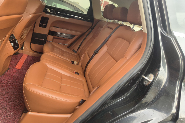 众泰T700 2017款 1.8T 双离合尊贵型中控内饰21