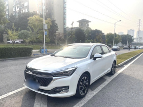 北京汽车 北京U7 2019款 1.5T CVT新智版 国VI