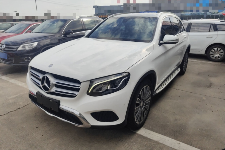 奔驰GLC 2016款 GLC 260 4MATIC 动感型车身外观1