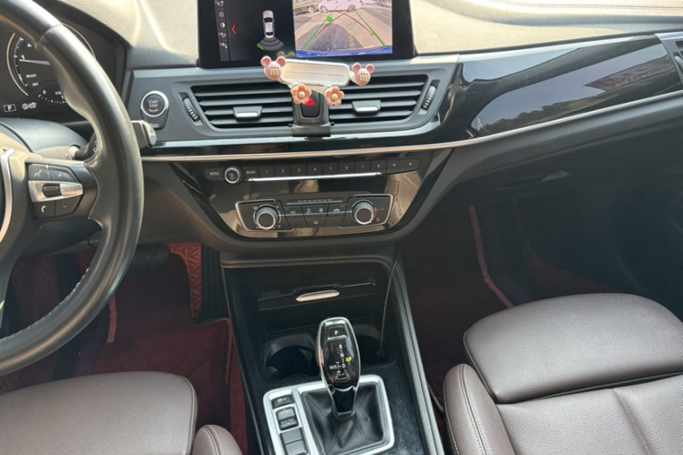 宝马1系 2020款 120i M运动套装局部细节16