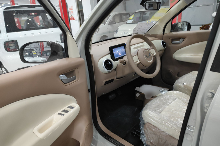 五菱汽车 宏光MINIEV 2025款 四门版 进阶款中控内饰20