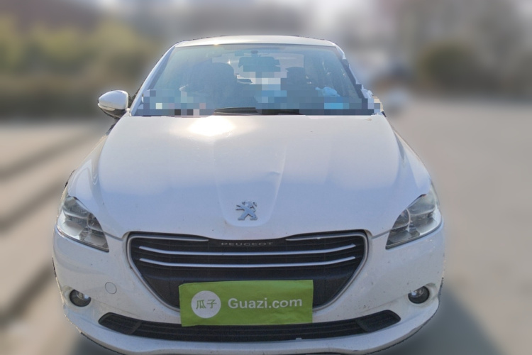 标致301 2016款 1.6L 手动舒适版车身外观2