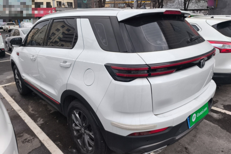 长安CS55PLUS 2022款 蓝鲸版 1.5T DCT豪华型车身外观4