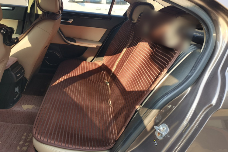 观致3 2014款 三厢 1.6T 自动致臻型中控内饰21