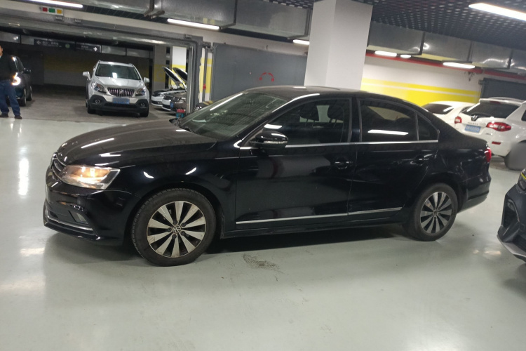 大众 速腾 2018款 280TSI DSG舒适型车身外观6003