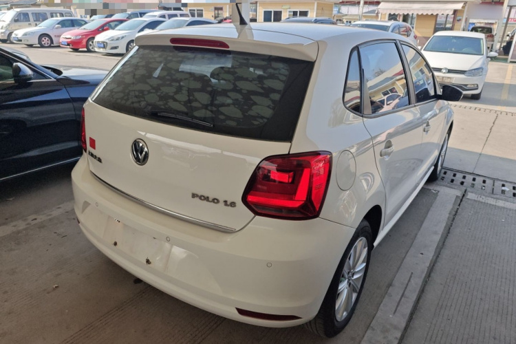 大众 Polo 2014款 1.6L 手动舒适版车身外观7