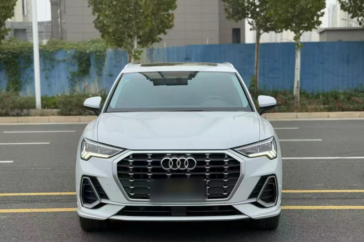 奥迪Q3 2019款 35 TFSI 进取动感型车身外观6002