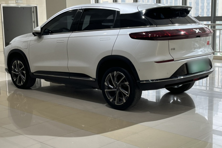 小鹏G3 2022款 G3i 460N车身外观6004