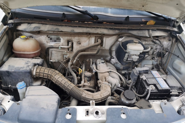 金龙 凯锐浩克 2019款 2.2L M1标准型平顶V22局部细节24