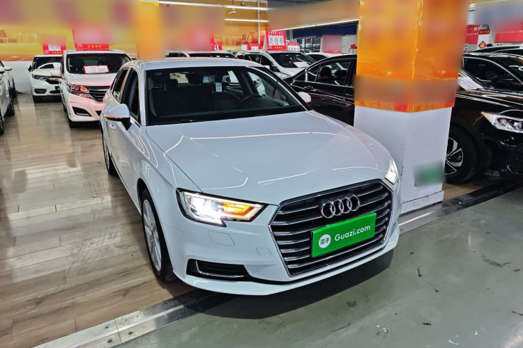 奥迪A3 2019款 Sportback 35 TFSI 进取型 国V车身外观3