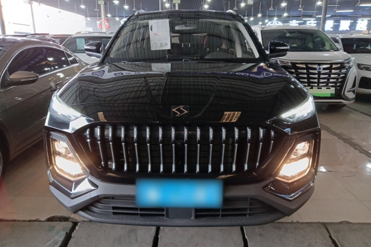 思皓X8 2022款 大圣版 300T DCT行者型 7座车身外观6001