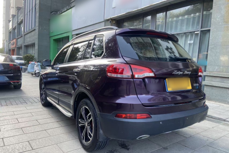 众泰 大迈X5 2017款 升级版 1.5T CVT地主型车身外观6003