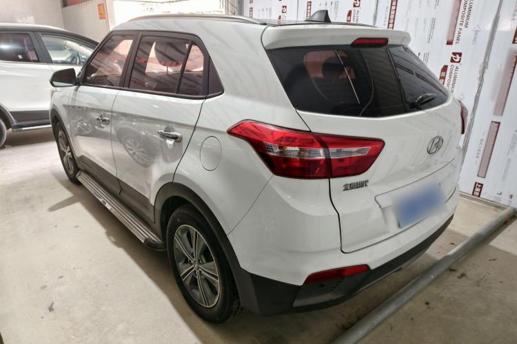 北京现代ix25 2015款 1.6L 自动两驱智能型GLS车身外观6002