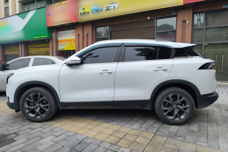 观致7 2020款 1.6T 巡航豪华型车身外观4