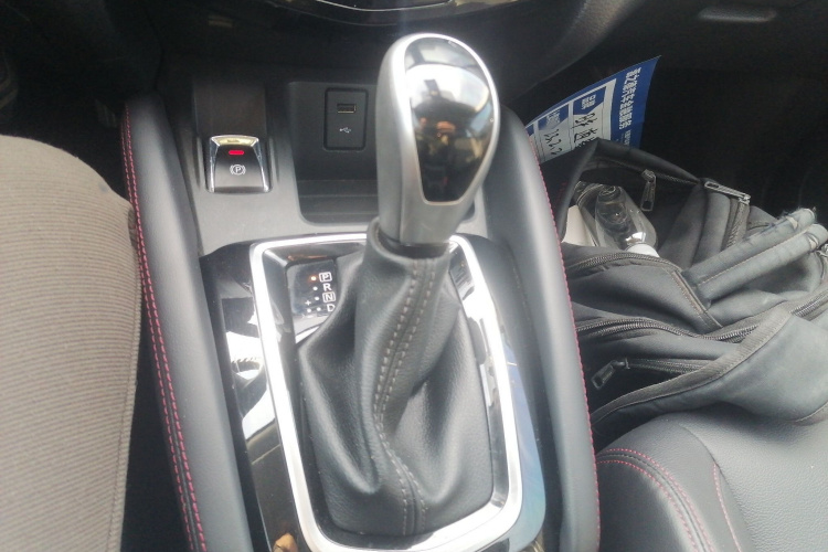 日产 逍客 2022款 2.0L CVT XV智享版局部细节18