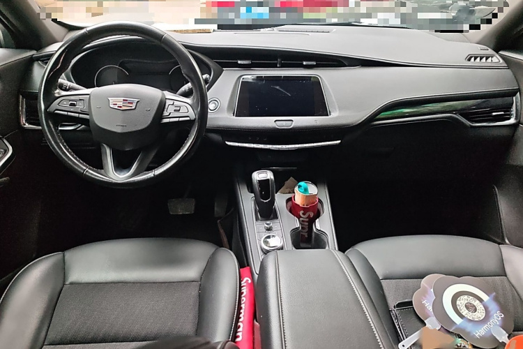 凯迪拉克XT4 2018款 28T 两驱技术型中控内饰7002