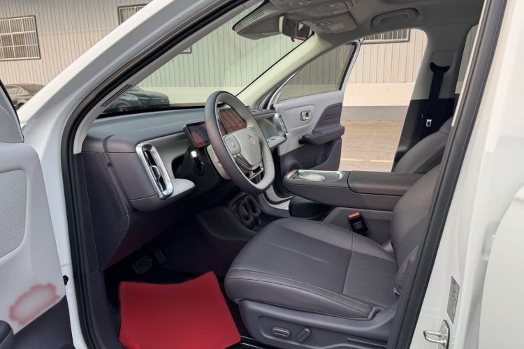 零跑汽车 零跑B10 2025款 510悦享版中控内饰7003