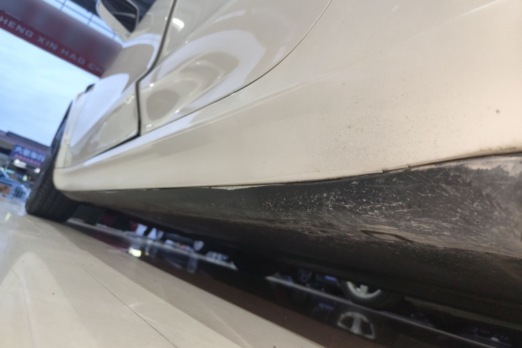 特斯拉 Model 3 2020款 改款 长续航后轮驱动版局部细节9002